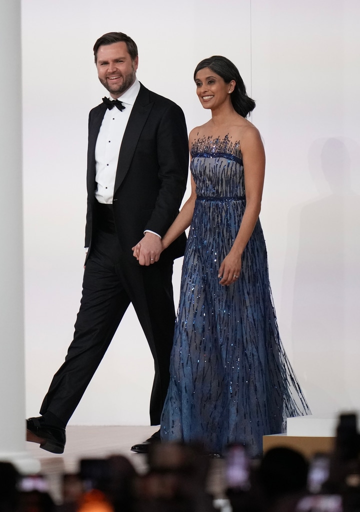 Ivanka Trump's Inauguration Ball Dress Recreates Iconic Audrey Hepburn Look Ivanka Trump's Inauguration Ball Dress Recreates Iconic Audrey Hepburn Look