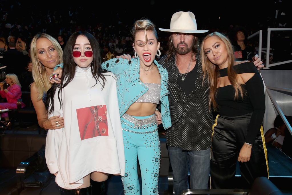 Tish Cyrus, Miley Cyrus, Noah Cyrus, Billy Ray Cyrus