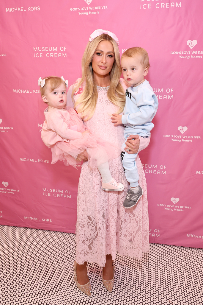 Paris Hilton, Phoenix Hilton Reum, London Hilton Reum