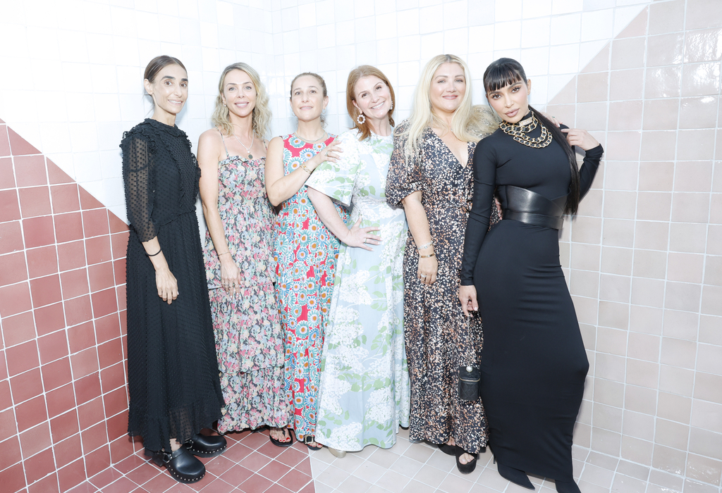  Kim Kardashian, Zoe Winkler, Sarah Meyer Michaelson, Allison Statter, Lindsay May