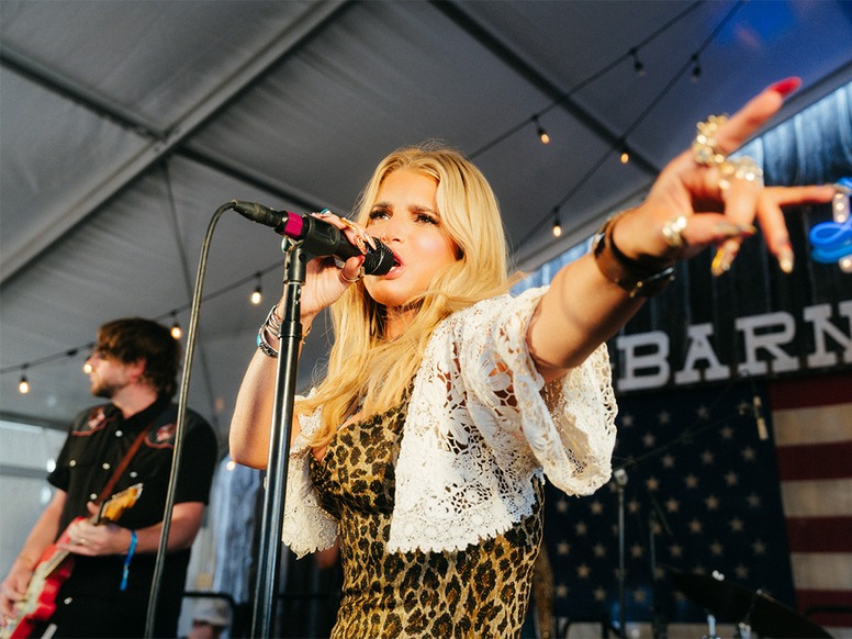 Jessica Simpson, Big Pic