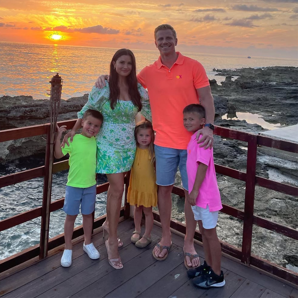 Sean Lowe, Catherine Giudici, Samuel Lowe, Mia Lowe, Isaiah Lowe