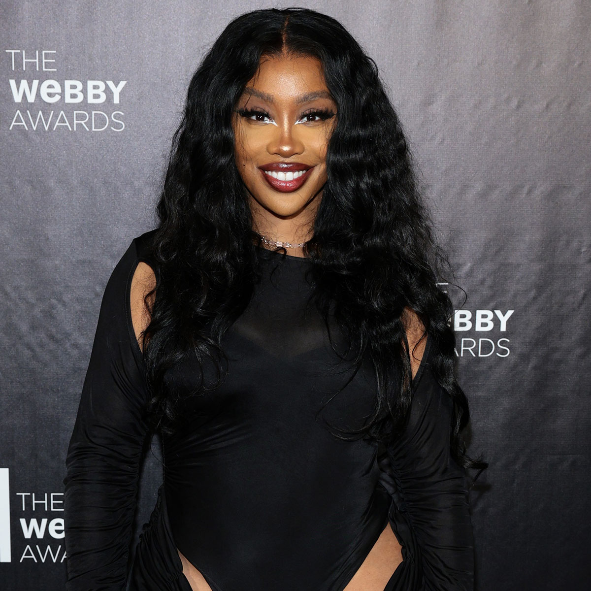 iHeartRadio Music Awards: SZA Wins R&B Artist of the Year #rnb