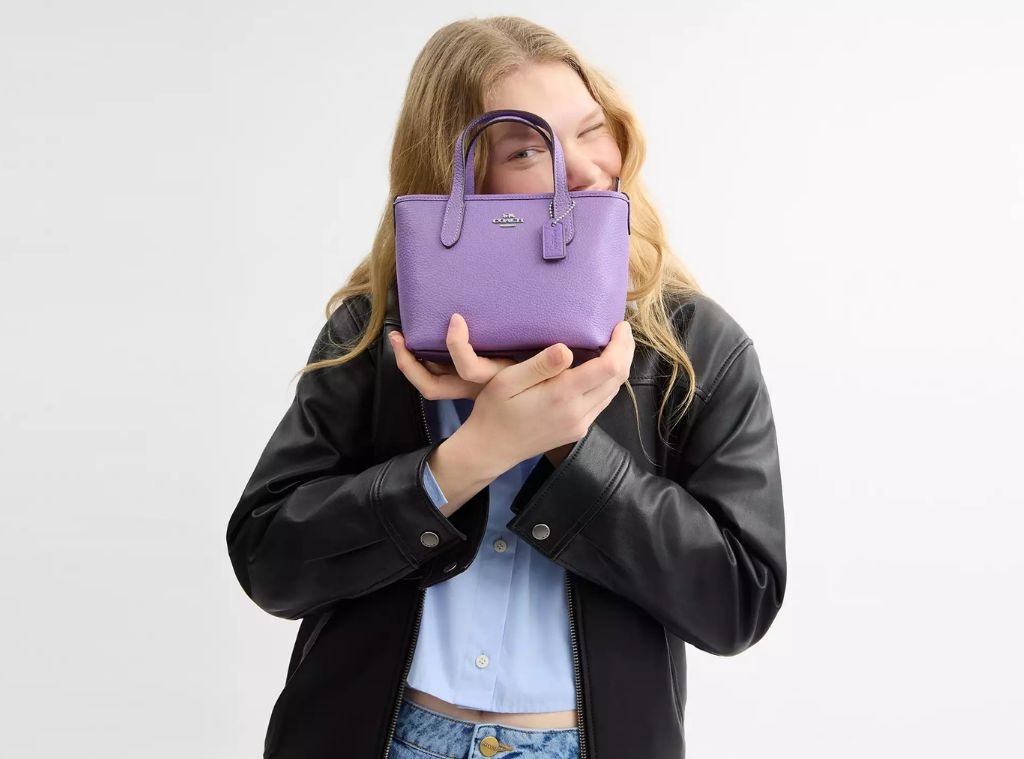 shop_coach outlet linkby_hero.jpg