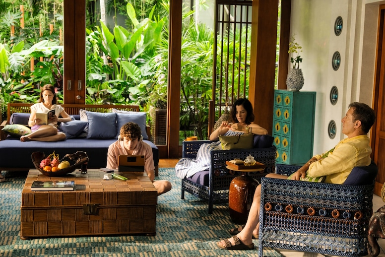 Sarah Catherine Hook, Sam Nivola, Parker Posey, Jason Isaacs, The White Lotus Season 3, Four Seasons Resort Koh Samui Thailand