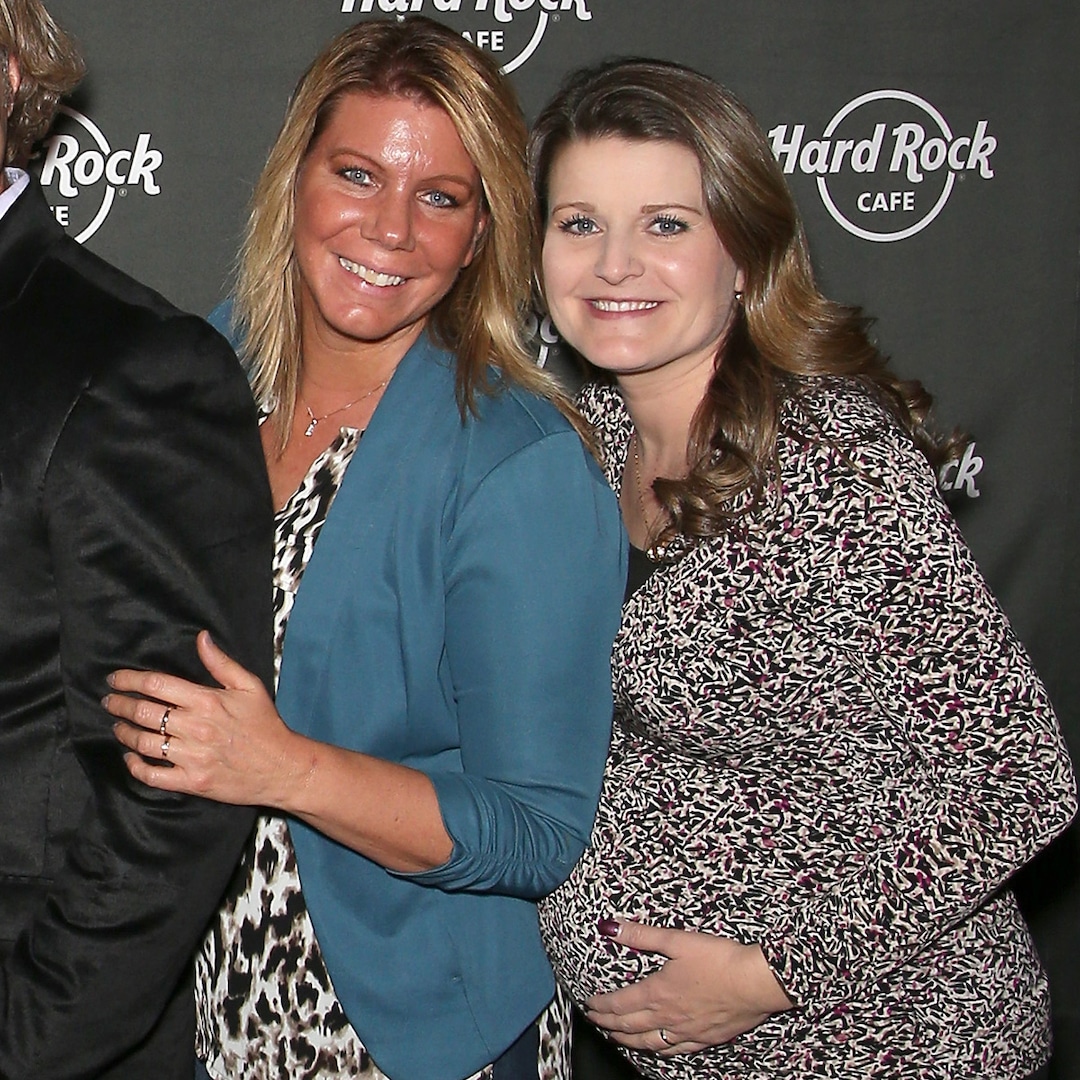 Sister Wives Mid-Season Trailer: Tensions Rise Over Meri and Robyn Brown’s Fractured Relationship – E! Online Sister Wives Mid-Season Trailer: Tensions Rise Over Meri and Robyn Brown’s Fractured Relationship – E! Online
