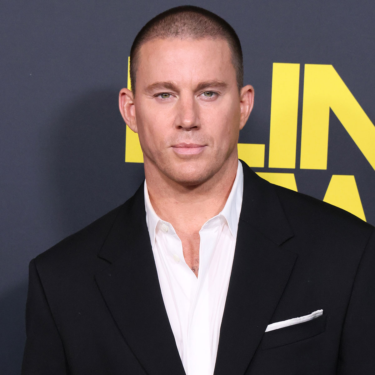 Channing Tatum mengungkapkan sebelum dan sesudah foto 63-lb. Transformasi