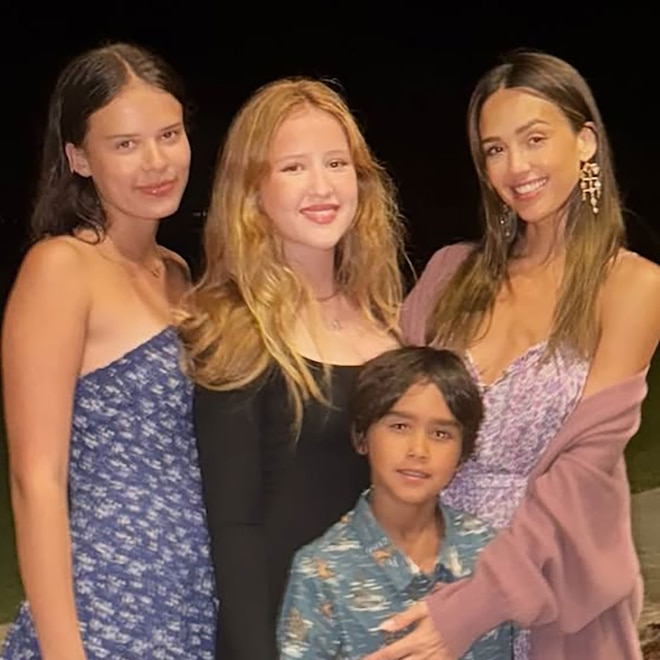 Jessica Alba, Kids, Honor, Haven, Hayes, Vacation, Instagram, 2025