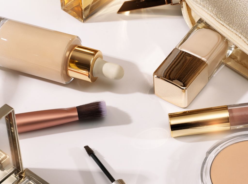 Sephora Flash Sale: Get $139 Worth of Products for Only $36 + More Shopping Editor-Approved Deals 11 Store Sephora Sale