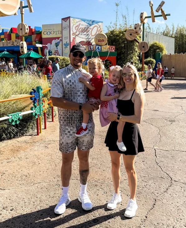 Patrick Mahomes, Brittany Mahomes, Sterling Mahomes, Bronze Mahomes, Disney World