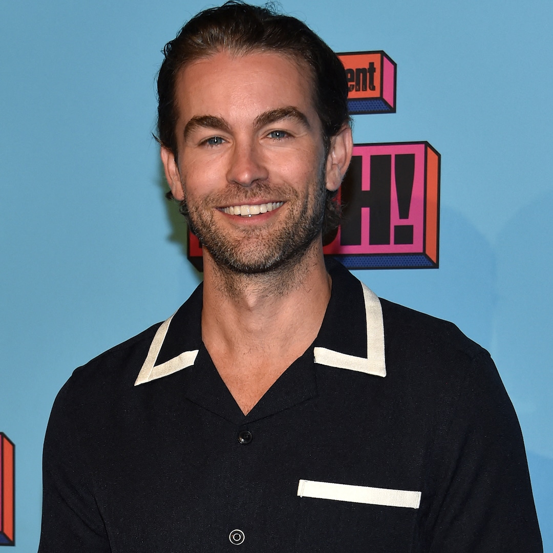 Gossip Girl’s Chace Crawford and Kelsey Merritt Confirm Romance With a Kiss Gossip Girl’s Chace Crawford and Kelsey Merritt Confirm Romance With a Kiss