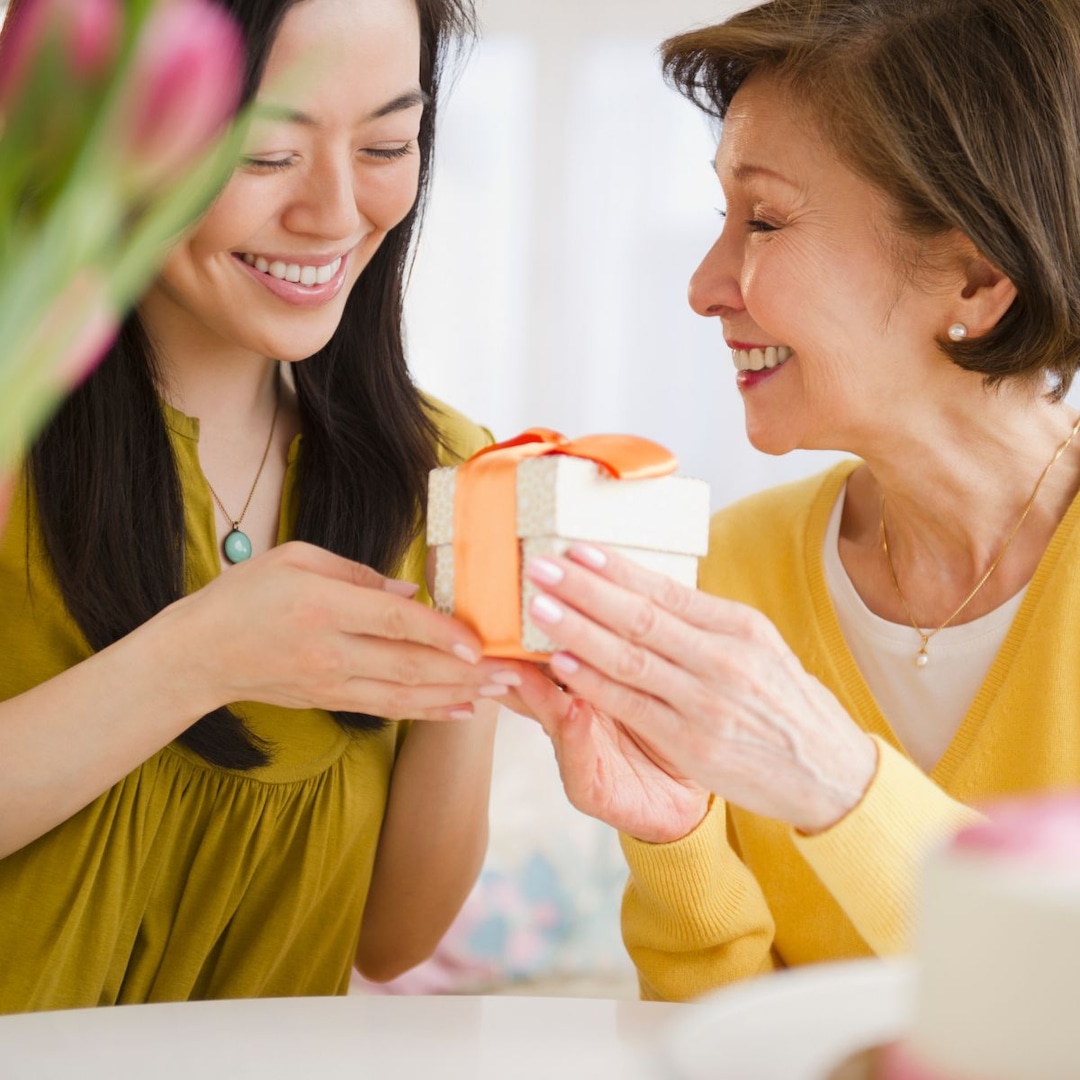 Нашите писатели и редактори независимо определят какво покриваме и препоръчваме