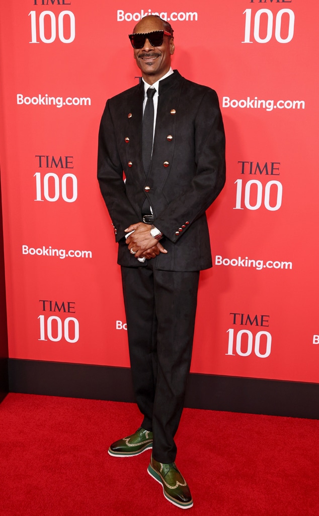 Snoop Dogg arrives at TIME100 Gala 2025 red carpet
