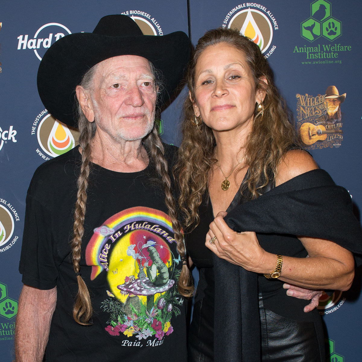 Willie Nelson's Wife Claps Back at Claim Their Son Is Their Caretaker Willie Nelson, Annie D'Angelo