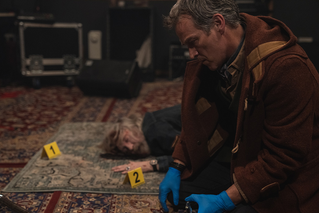 Art Detectives, Stephen Moyer