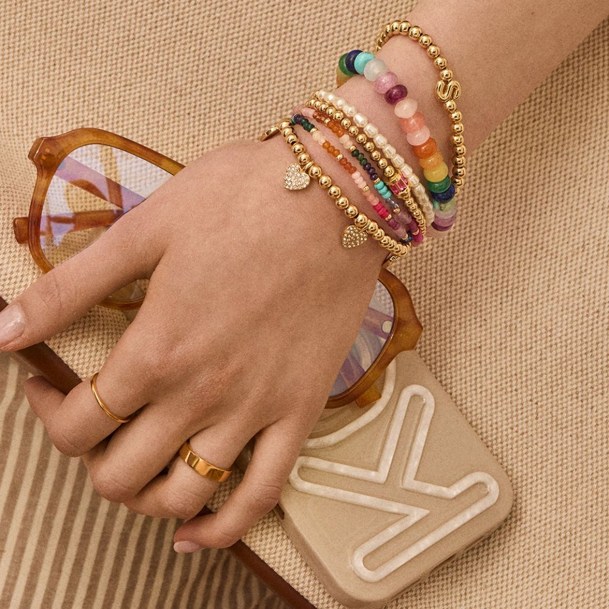 BaubleBar’s  Bracelet Sale Is Going Viral