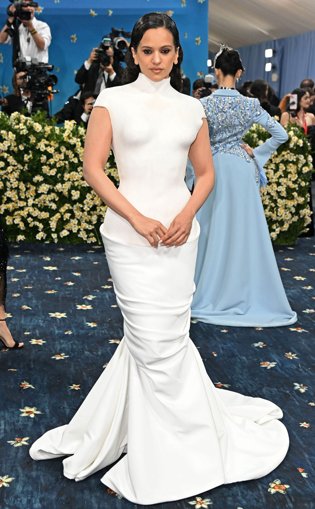 Rosalia arrives at Met Gala 2025 red carpet 