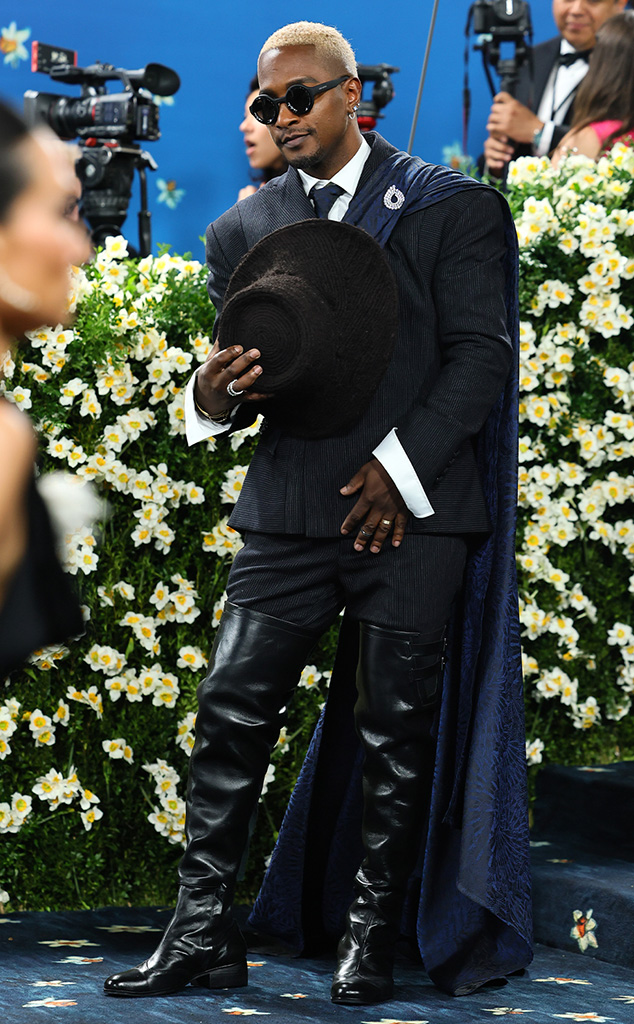 Scott Evans arrives at Met Gala 2025 red carpet