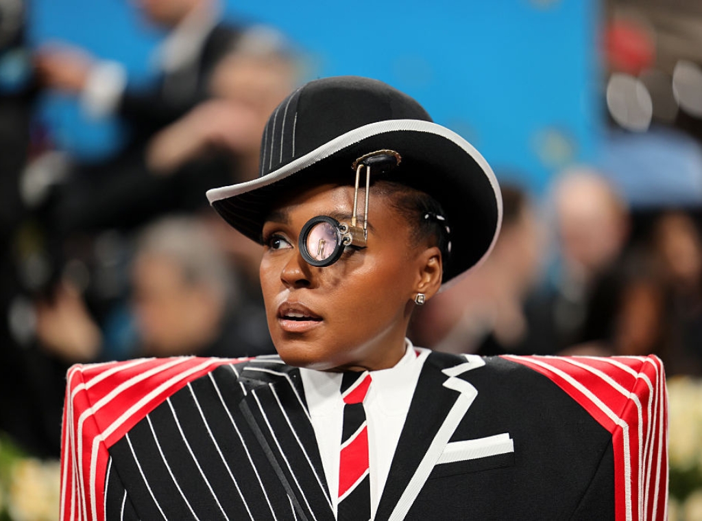 Shop Celeb Met Gala Skincare_1024x759.jpg