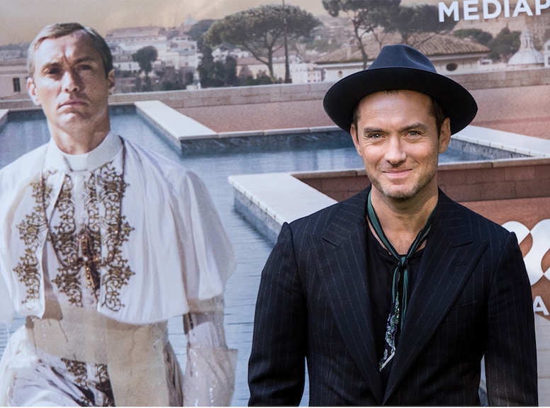 actor Jude Law attends the 'The Young Pope' photocall