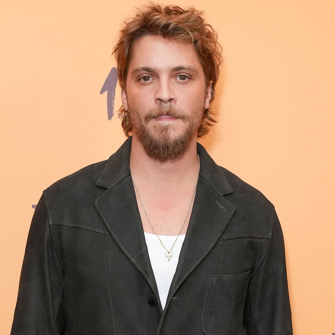 Звездата от Йелоустоун Люк Гримс който представи Kayce Dutton