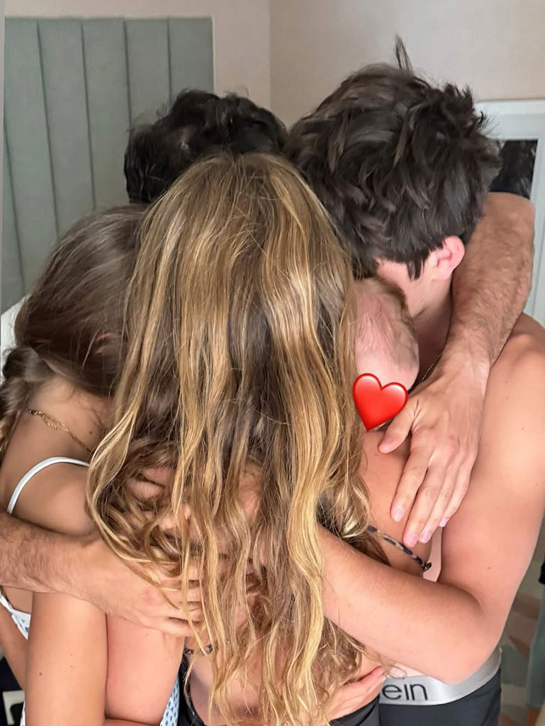 Gisele Bundchen appears with her kids in a Mother's Day 2025 photo, Instagram
