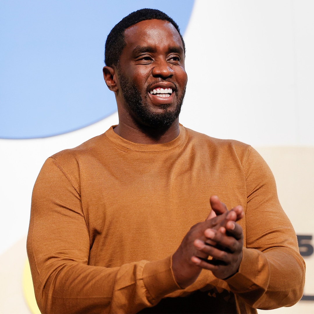 Sean "Diddy" Combs Makes Heart Hands During Sex Trafficking Trial