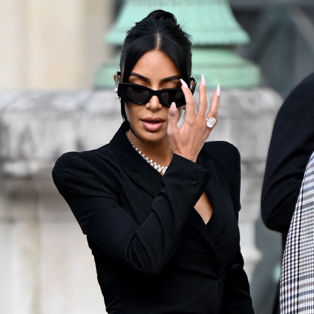 Ким Кардашиян носеше бижута на стойност 8 милиона долара включително 8