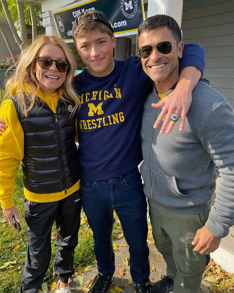 Kelly Ripa, Joaquin Consuelos, Mark Consuelos