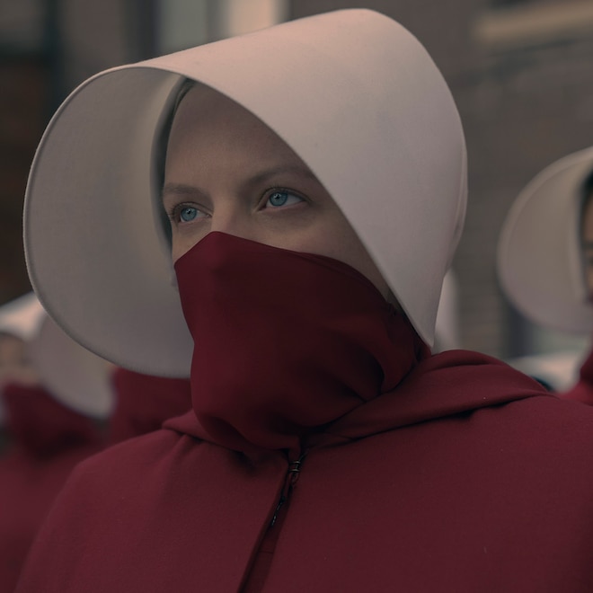 ELISABETH MOSS, THE HANDMAID’S TALE