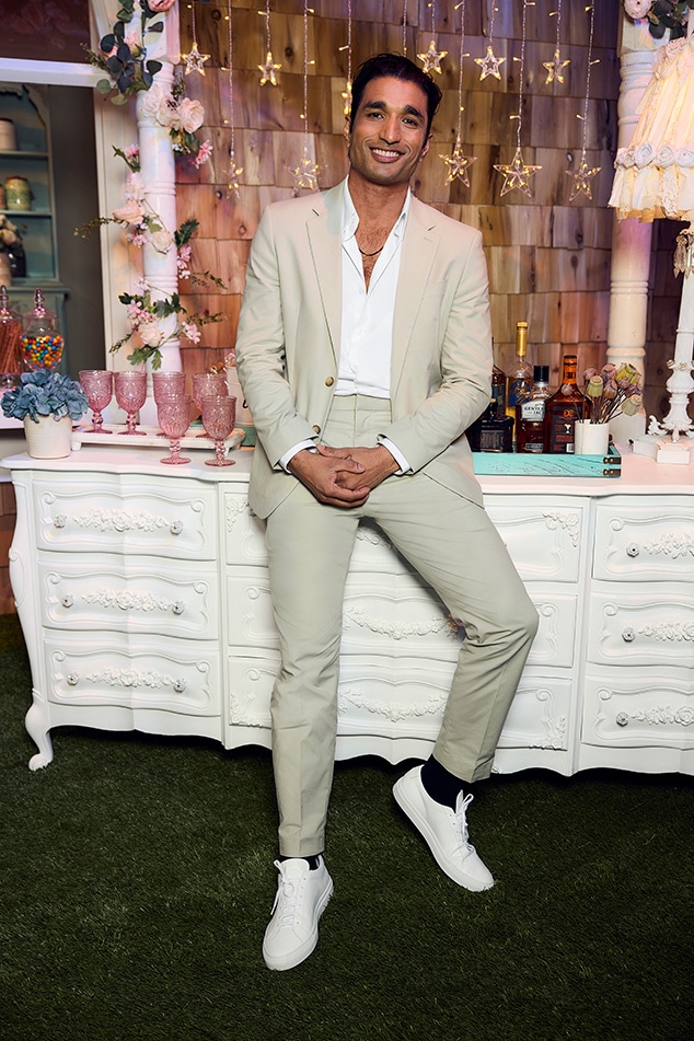 Summer House Season 9 Reunion Looks