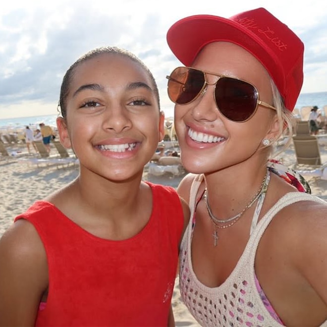 Savannah Chrisley and Chloe Chrisley