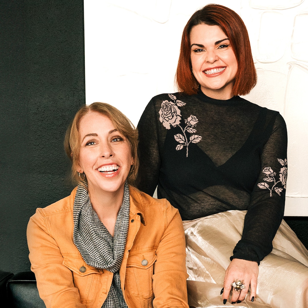 The BFFs Behind Christina Lauren Detail Their 15-Year Journey From Writing Fanfiction to Best-Sellers The BFFs Behind Christina Lauren Detail Their 15-Year Journey From Writing Fanfiction to Best-Sellers