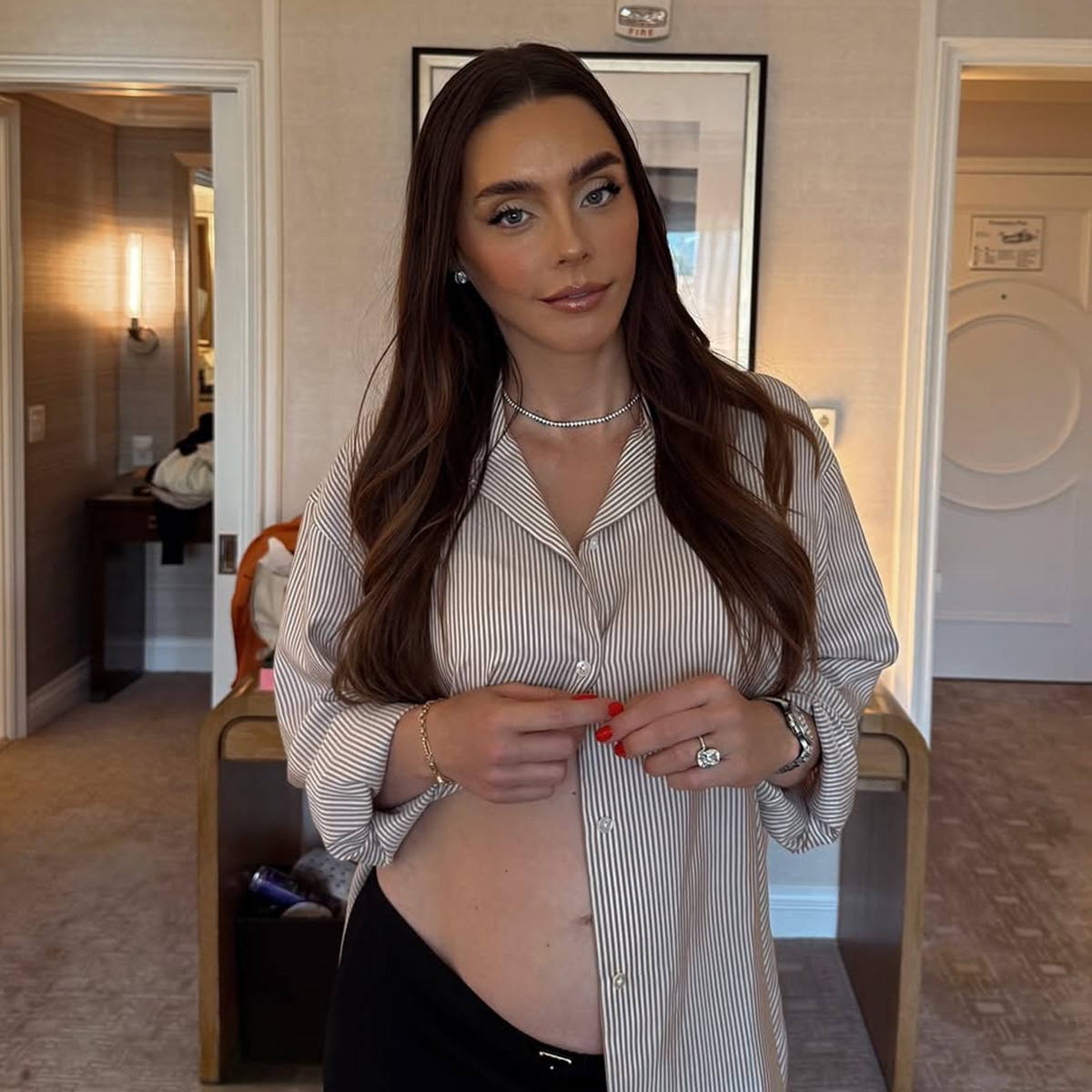 Lauryn Bosstick Sparks Conversation Claiming People Are “Scared” to Share “Amazing” Pregnancy Stories