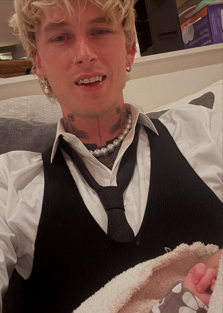 Machine Gun Kelly, baby 