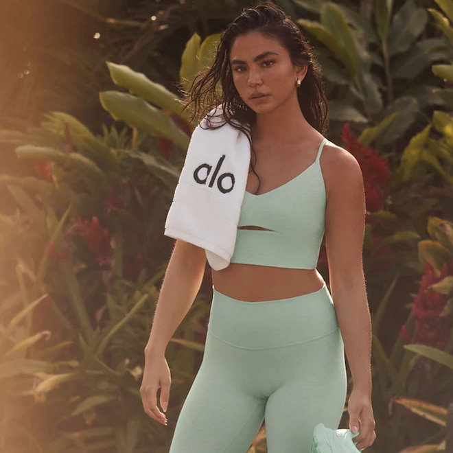 Shop Alo Yoga Sale_1200x1200.jpg