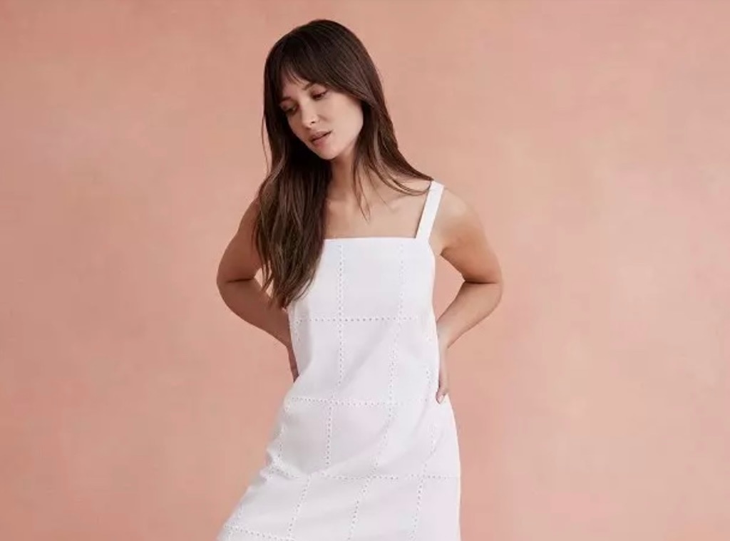 Banana Republic Outlet's Blowout Summer Sale: Get Linen Shorts for Only $21 and so Much More 11 bananatop.jpeg