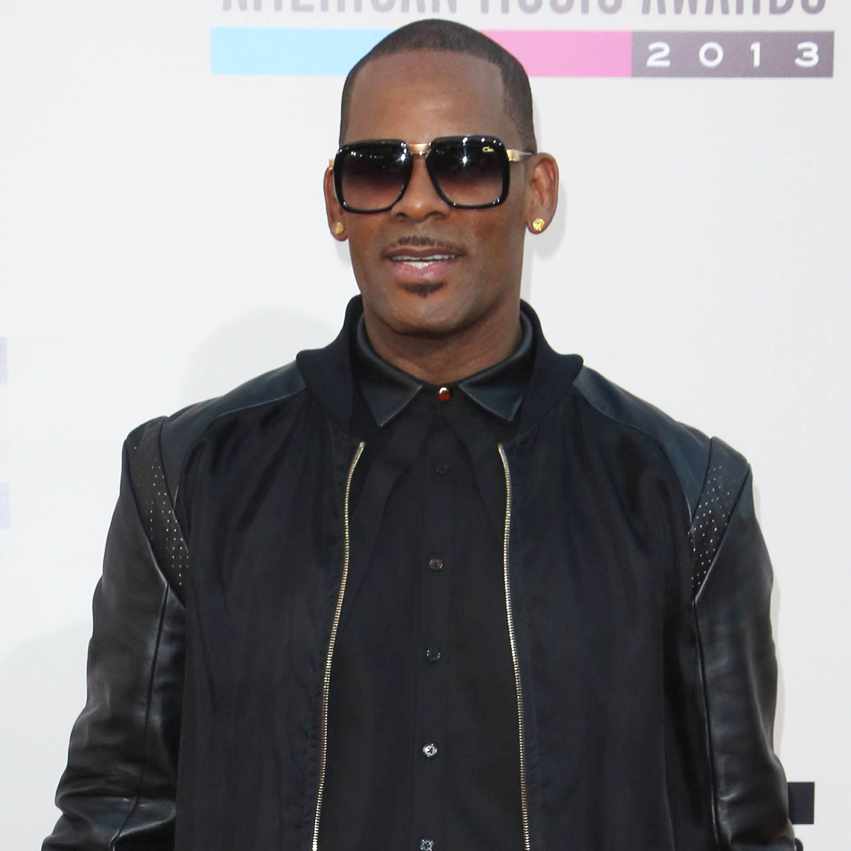 R. Kelly Alleges Murder Plot Against Him in Prison