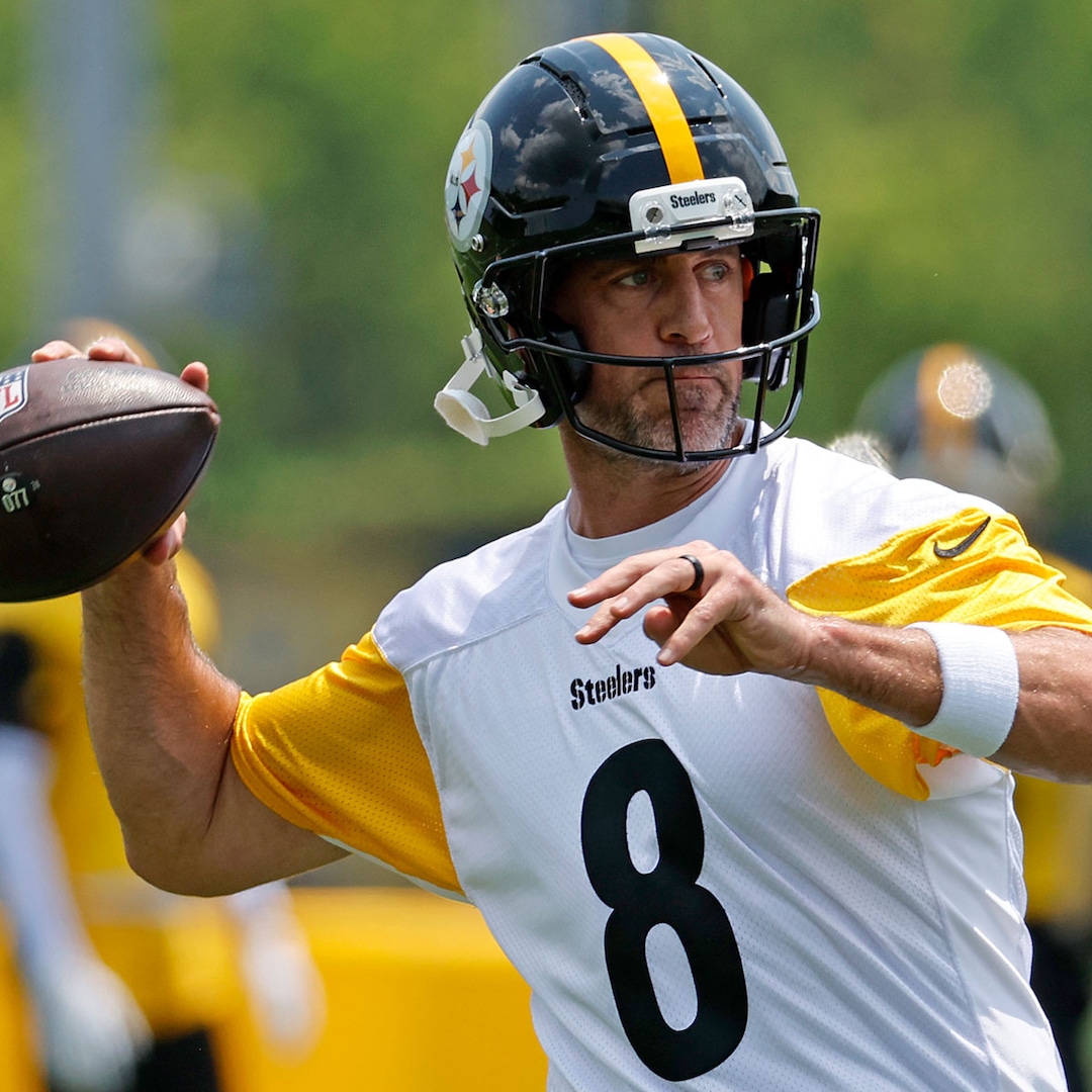 Аарон Роджърс разкри на пресконференция в Питсбърг Стийлърс че се