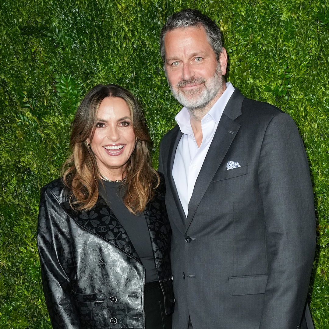 Mariska Hargitay, Peter Hermann's Kids Look So Grown Up at Rare Outing
   ...
