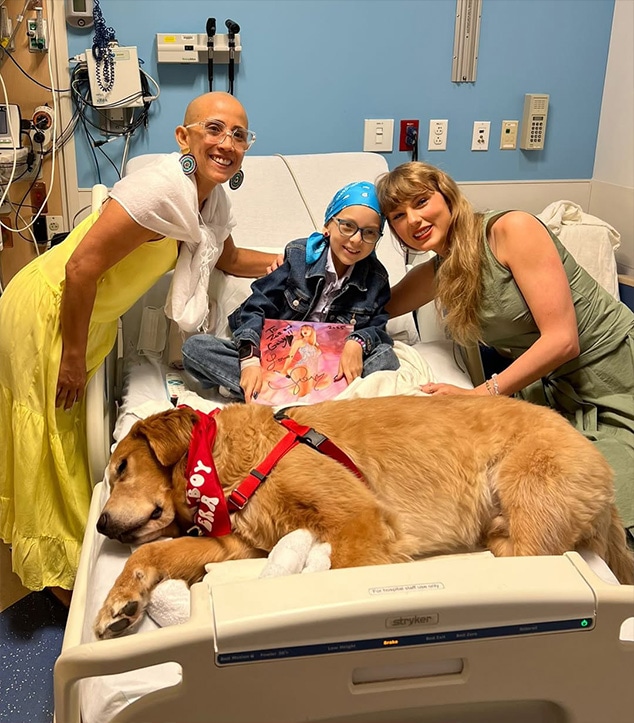 Taylor Swift Surprises Patients at Florida Children's Hospital