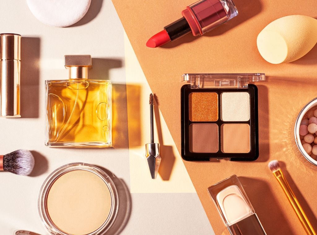 You Asked, We Answered: The Ultimate Guide to Makeup Expiration & When to Replace It 21 makeup expiration hero checklist.jpg