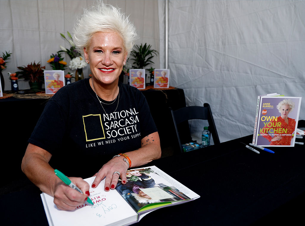 Anne Burrell, 2022