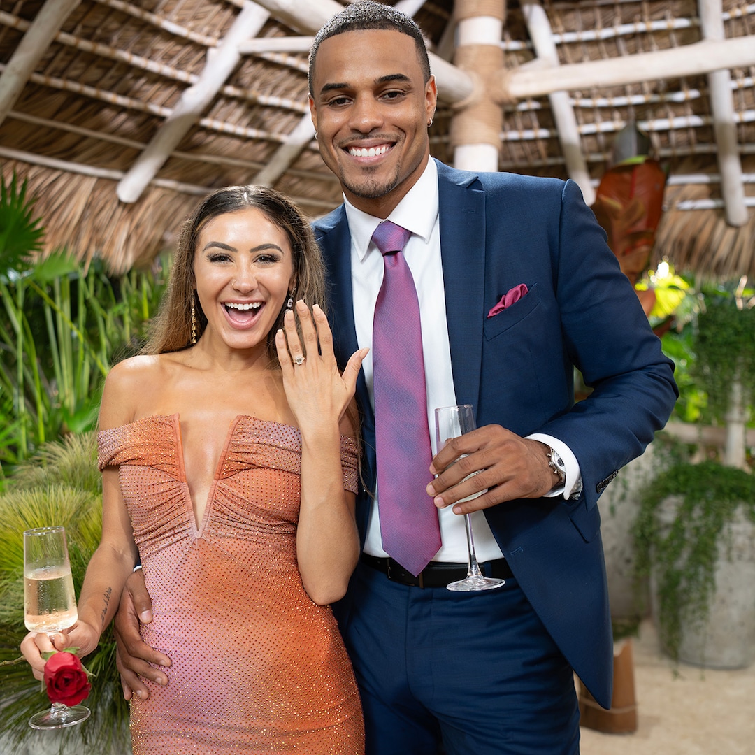 ергенът Джулиана Паскуароза сподели статута на годежния си пръстен който