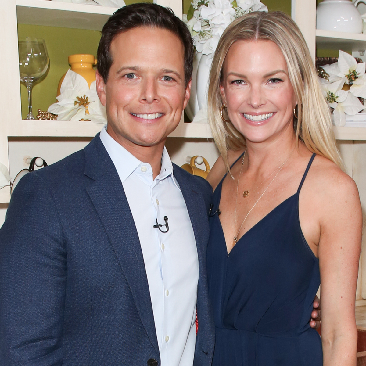 Scott Wolf's Ex Kelley Wolf Says She Was Placed Under Psychiatric Hold