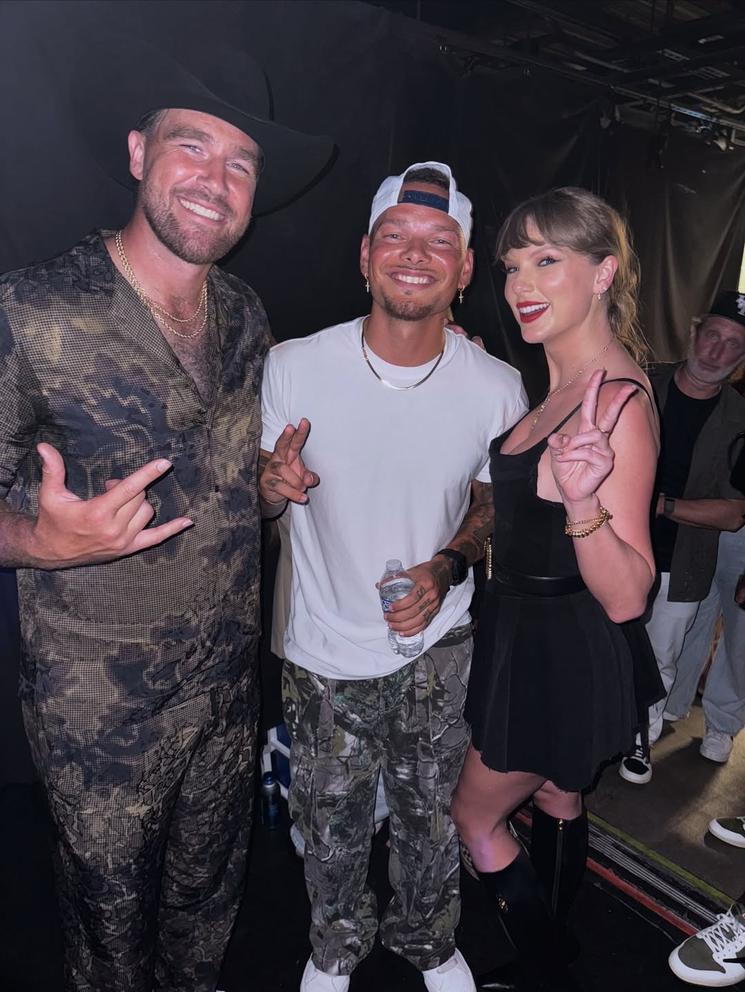 Taylor Swift's Surprise Performance With Kane Brown