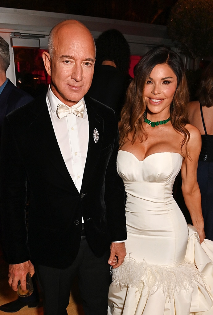 Lauren Snchez's Jeff Bezos Wedding Dress Details Lauren Snchez's Jeff Bezos Wedding Dress Details