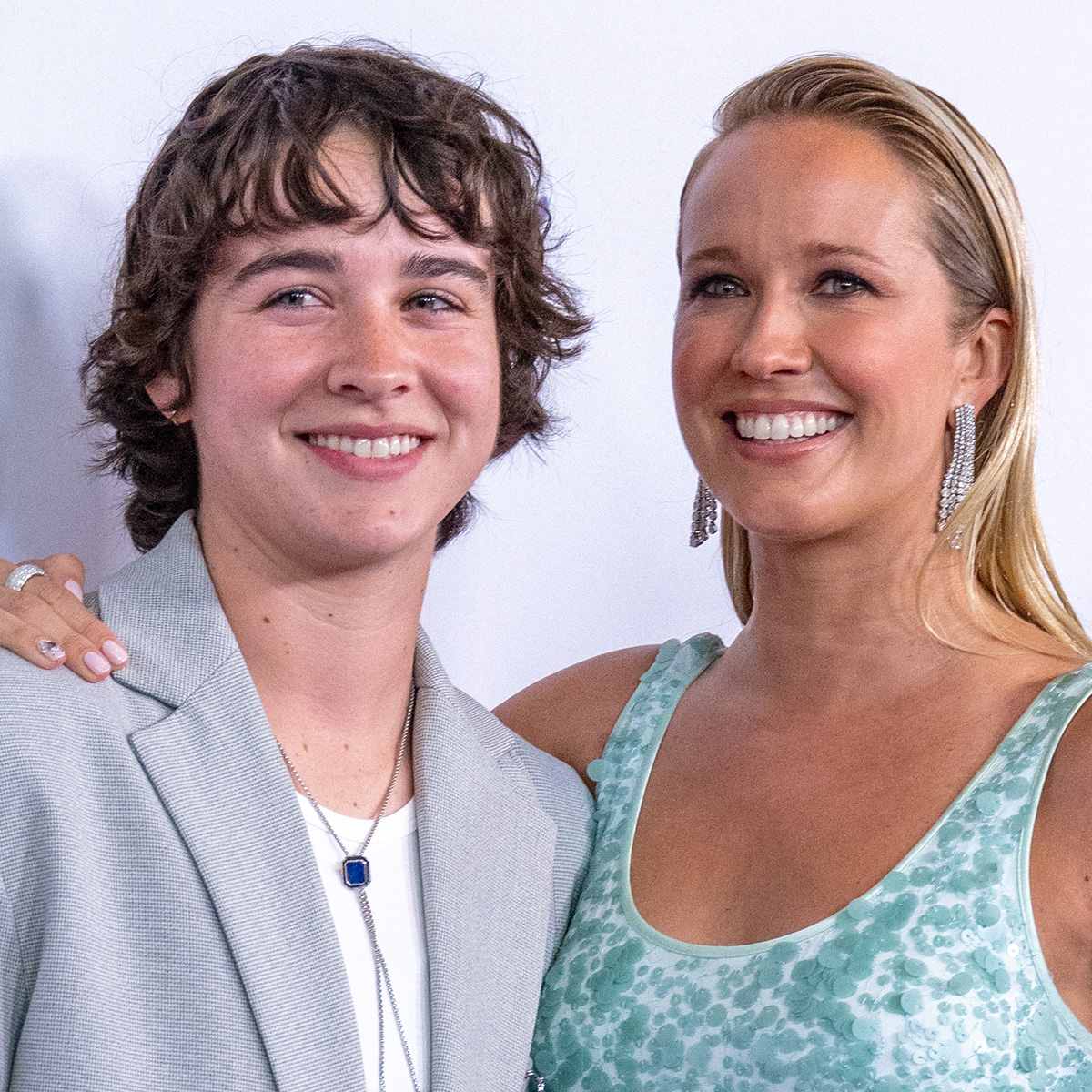 Anna Camp на Pitch Perfect реагира на 