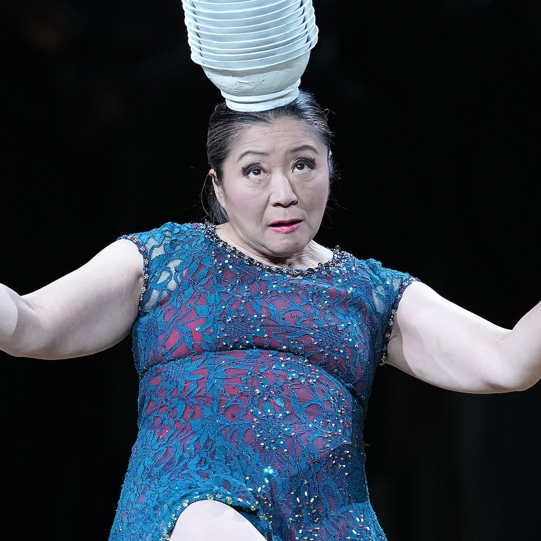 Кейтлан Кларк беше заедно с тези които изпращат подкрепата си