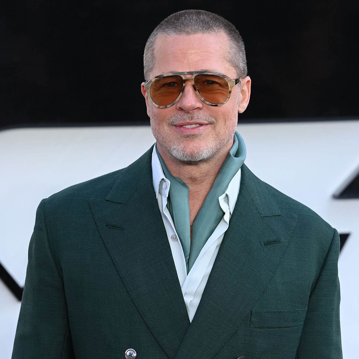Brad Pitt on Fart That Forced Film Set to Evacuate
